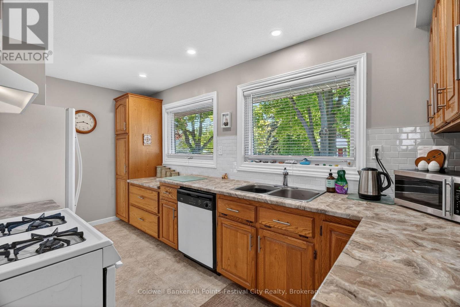 153 WARREN STREET - 17