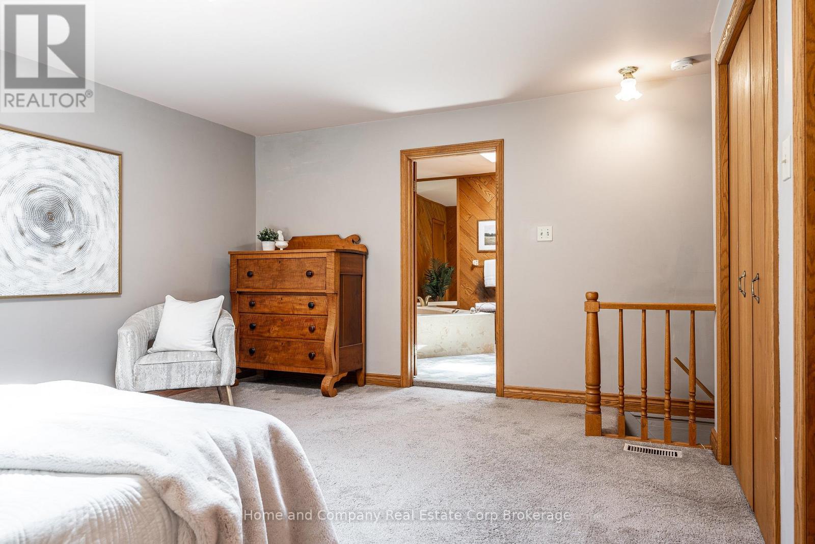 232 THOMAS STREET - 24