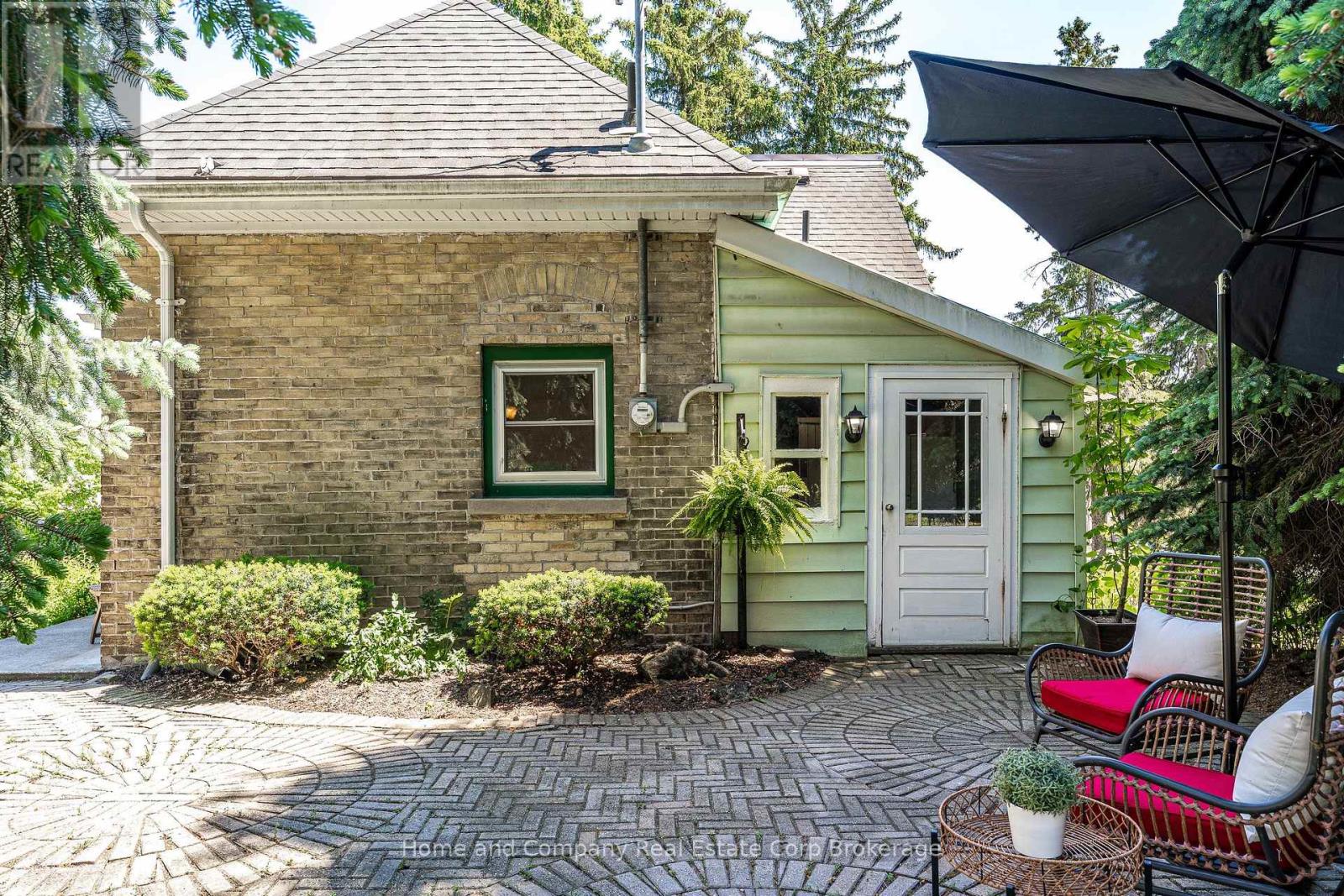 232 THOMAS STREET - 30