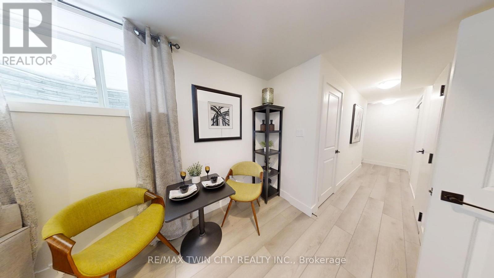 171 JULIE CRESCENT - 7