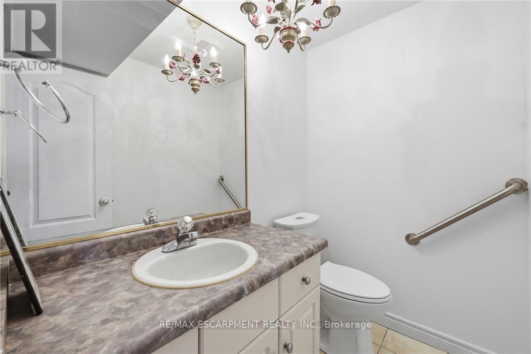 #6 85 EDGEWATER DRIVE - 32