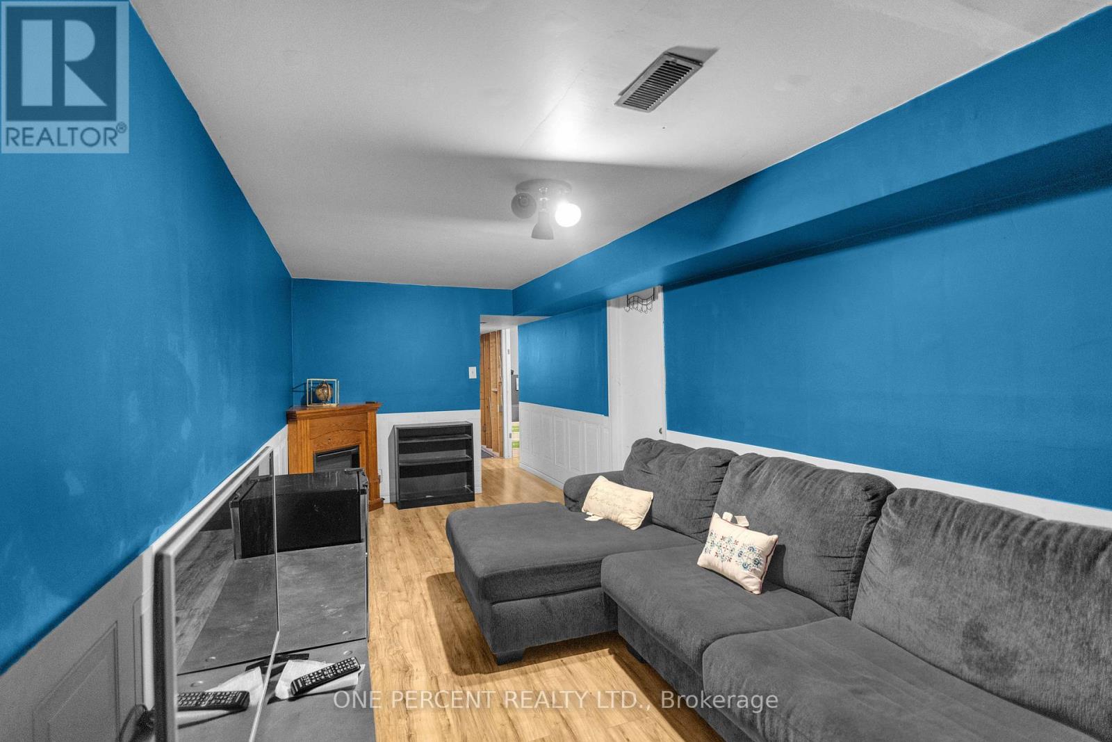 70 NASKAPI STREET - 21