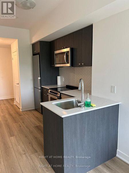 #205 312 ERB STREET - 9