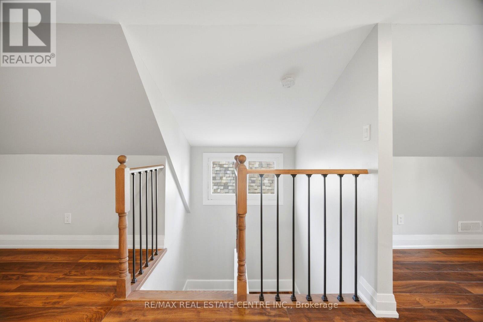 90 HOLTON AVENUE S - 34