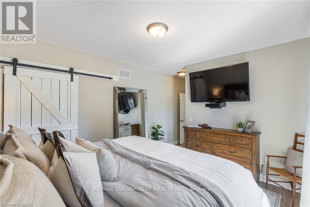 46 SEA BREEZE DRIVE - 21