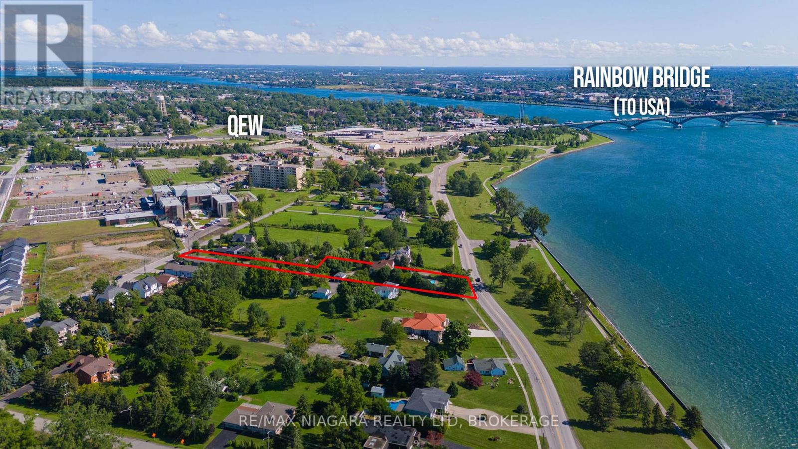 140 LAKESHORE ROAD - 28