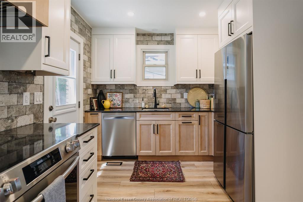 2263 Fraser AVENUE - 10