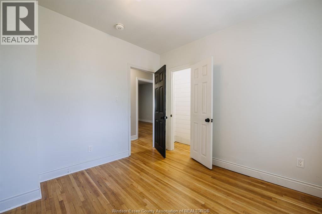 2263 Fraser AVENUE - 26