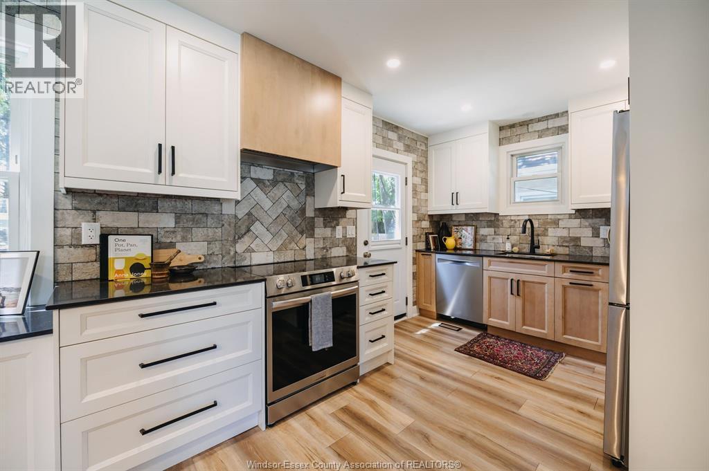 2263 Fraser AVENUE - 9