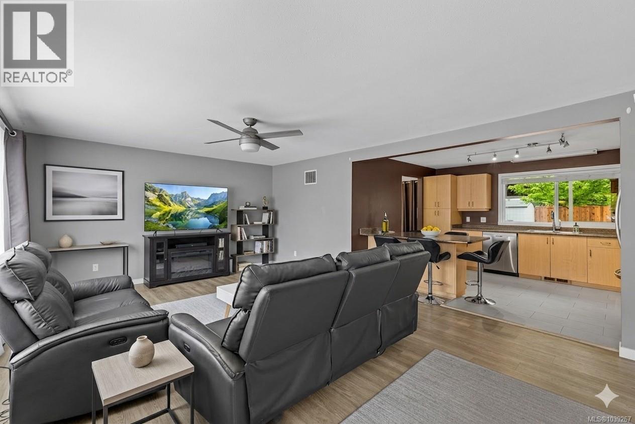 375 Temple St - 14