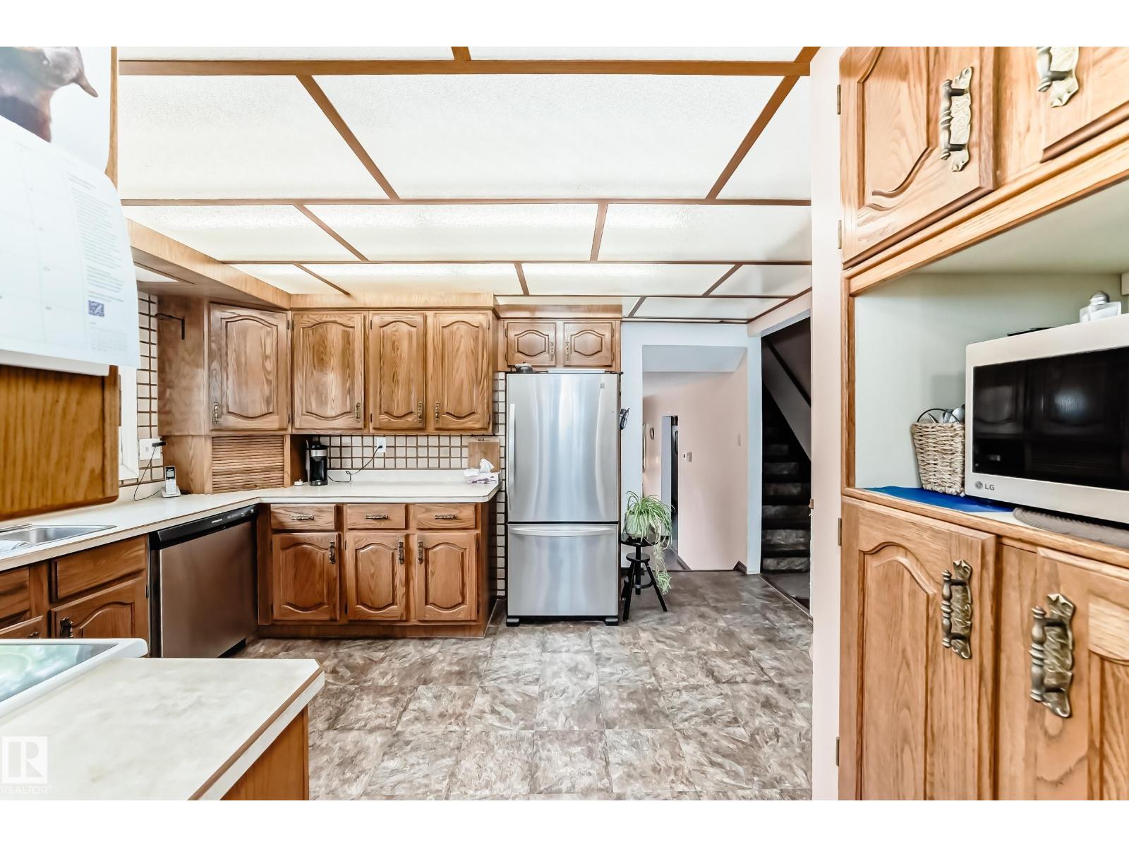 14808 62 ST NW - 11