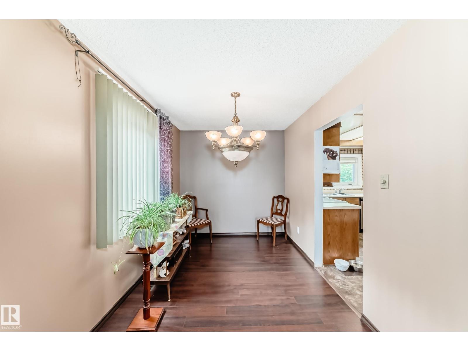 14808 62 ST NW - 12