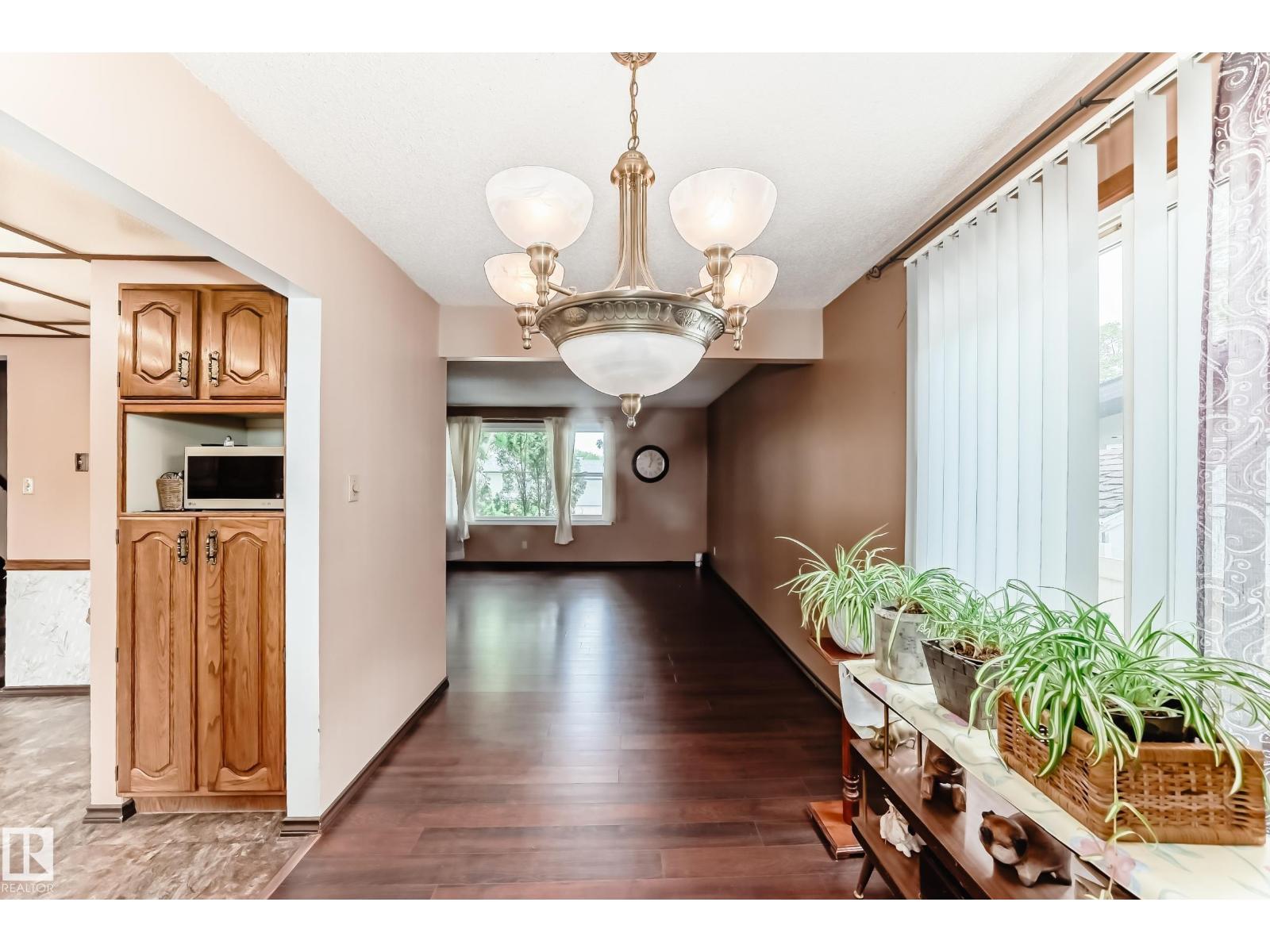 14808 62 ST NW - 13