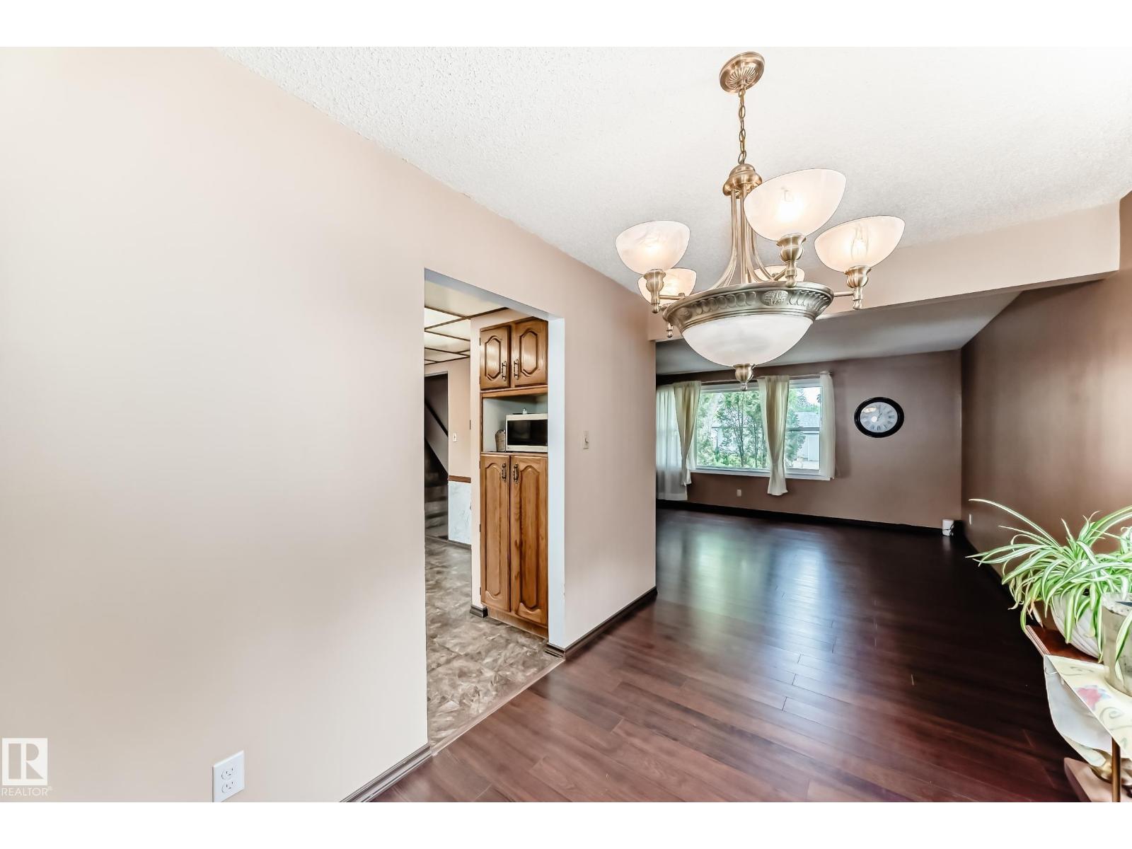 14808 62 ST NW - 14