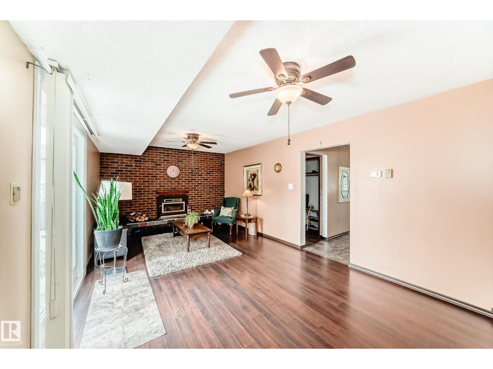 14808 62 ST NW - 18
