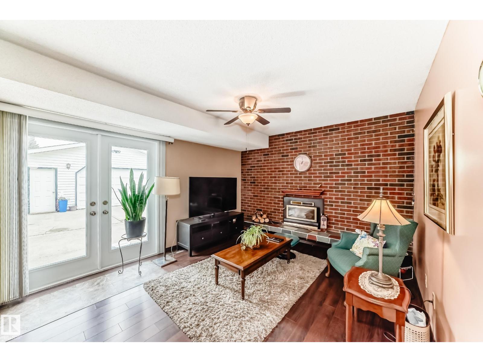 14808 62 ST NW - 20