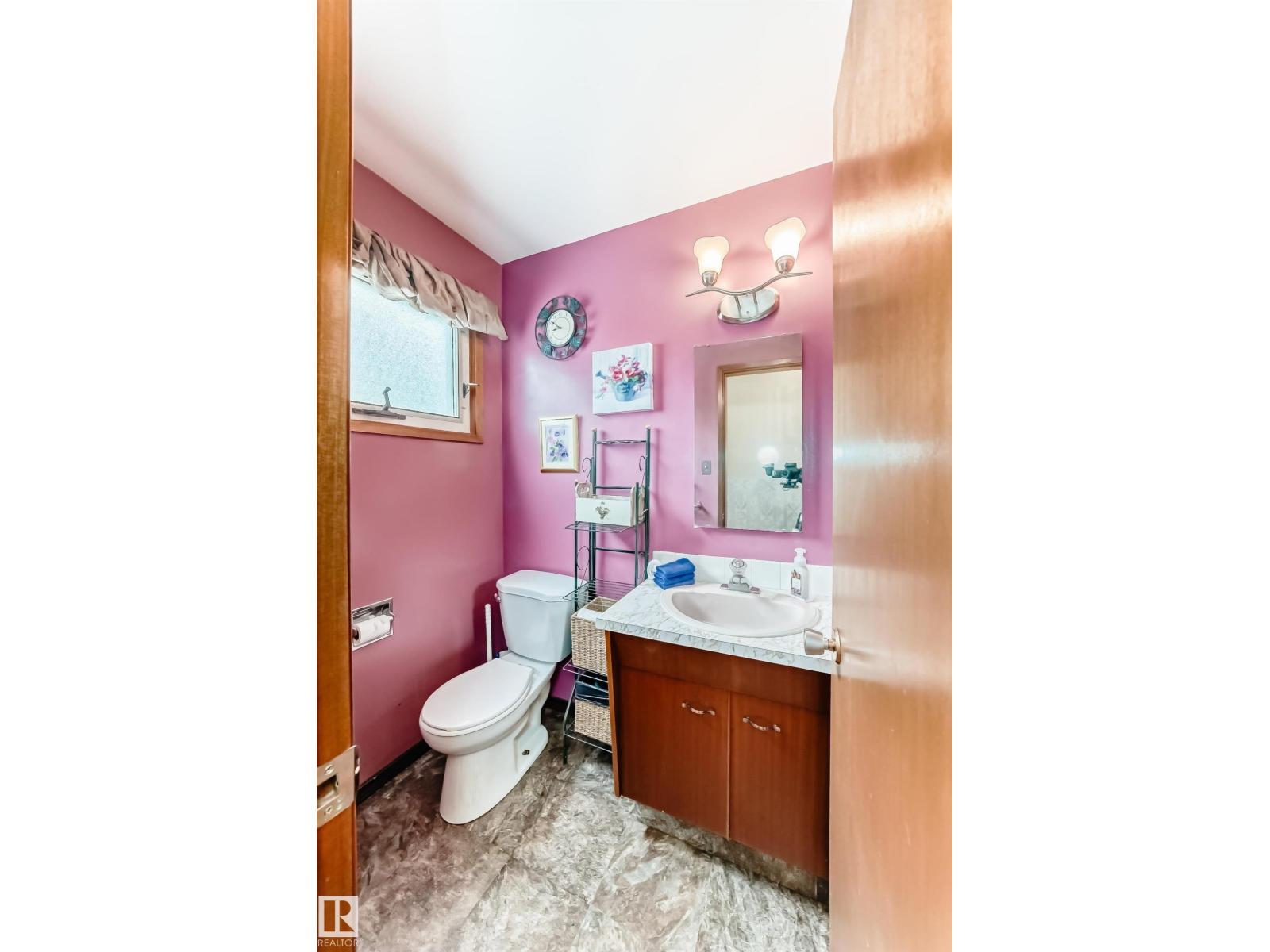 14808 62 ST NW - 32