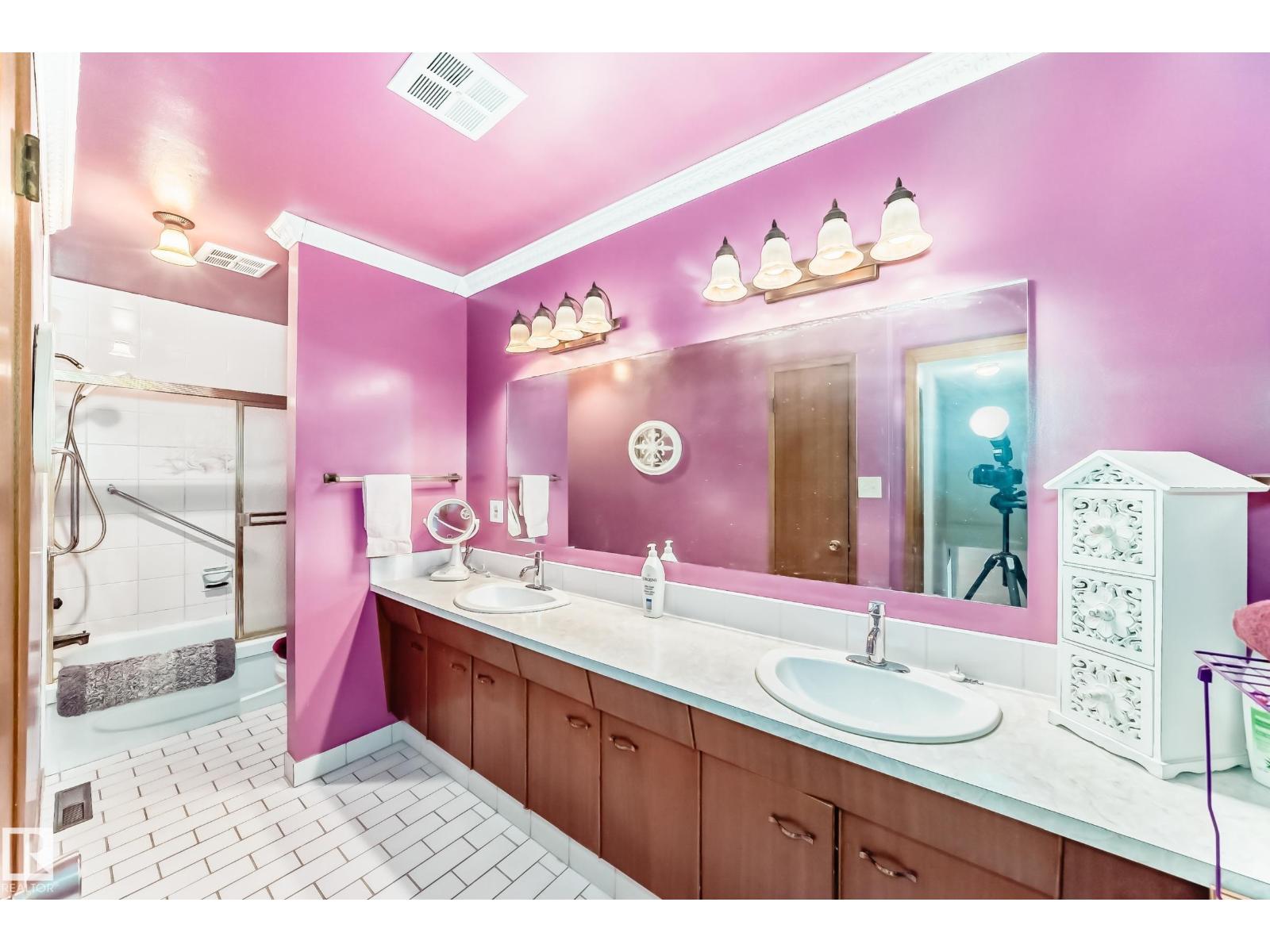 14808 62 ST NW - 41