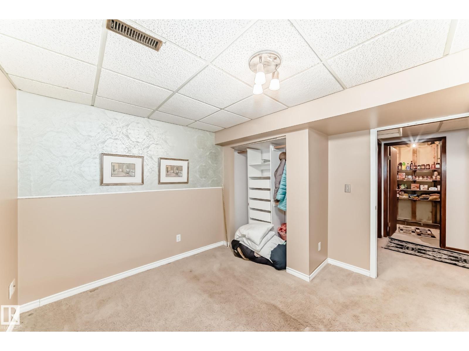 14808 62 ST NW - 48