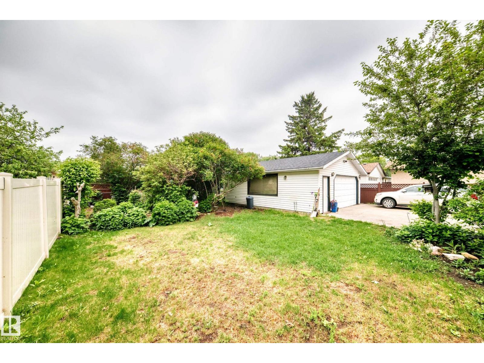 14808 62 ST NW - 63