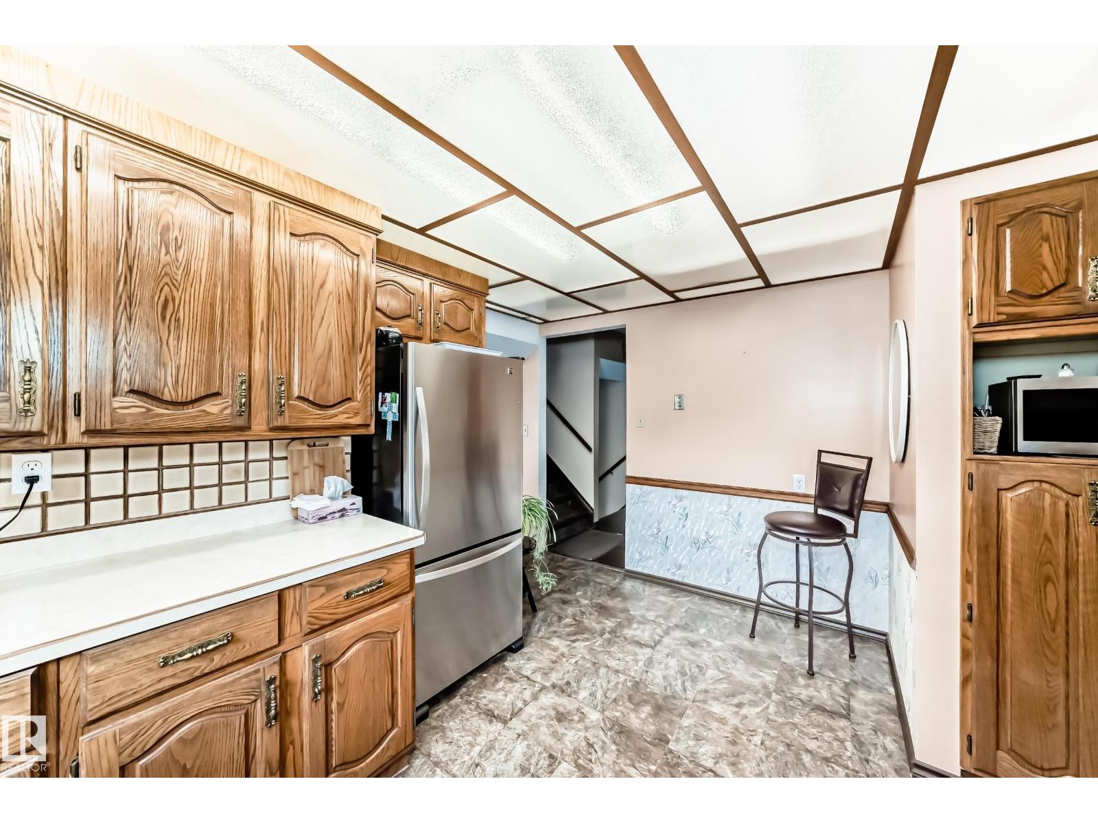 14808 62 ST NW - 9