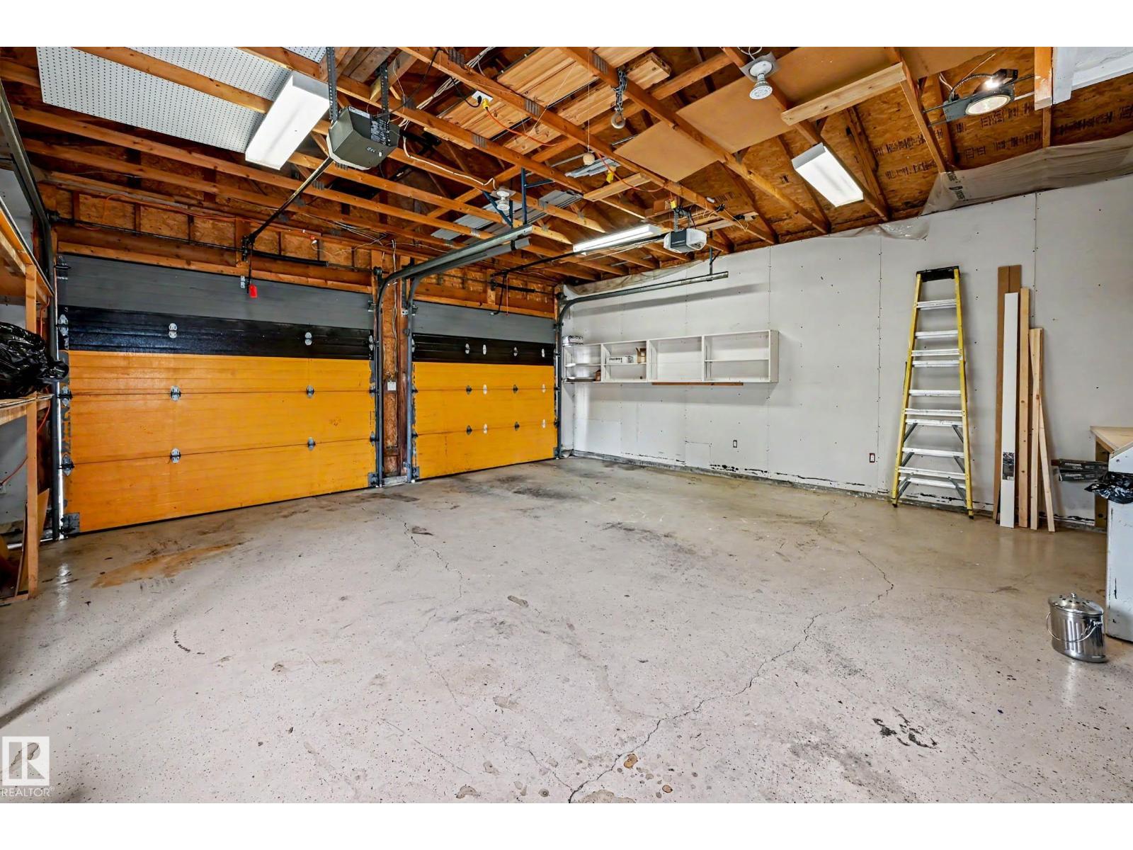 11006 161 ST NW - 36