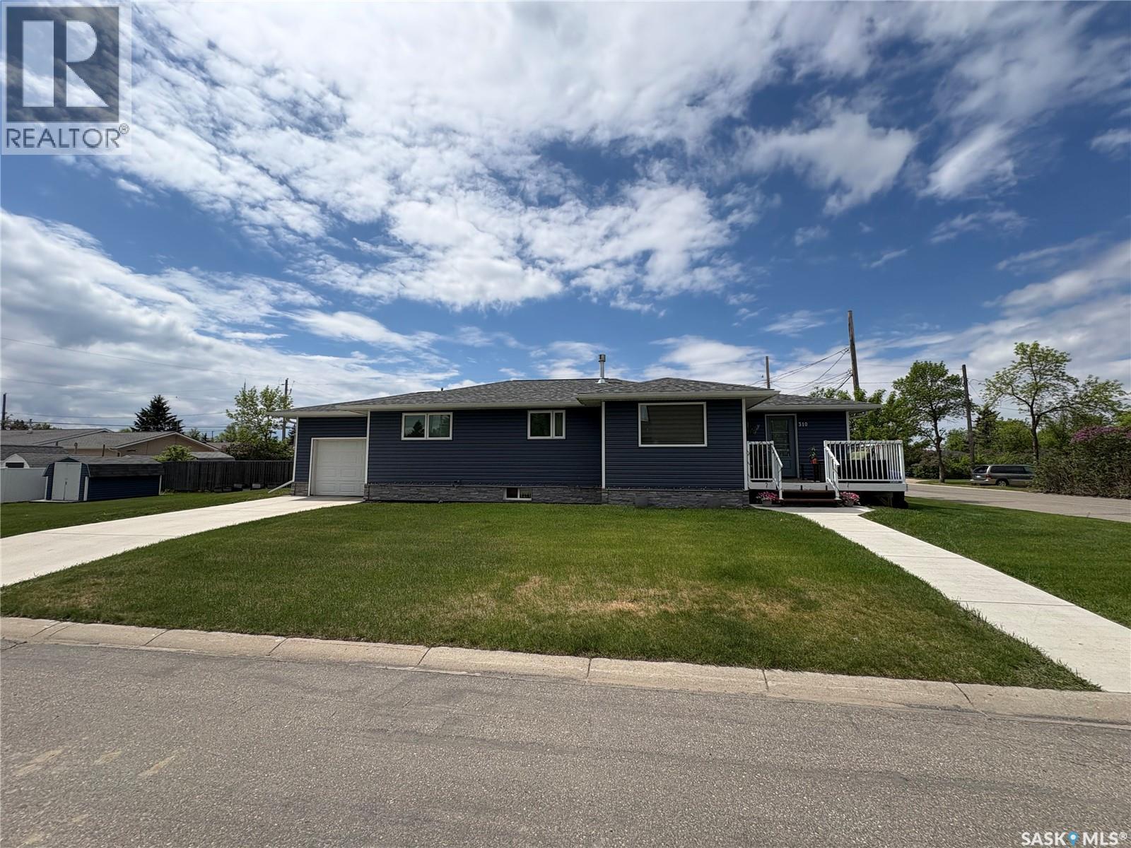 310 McIntosh STREET — photo 23