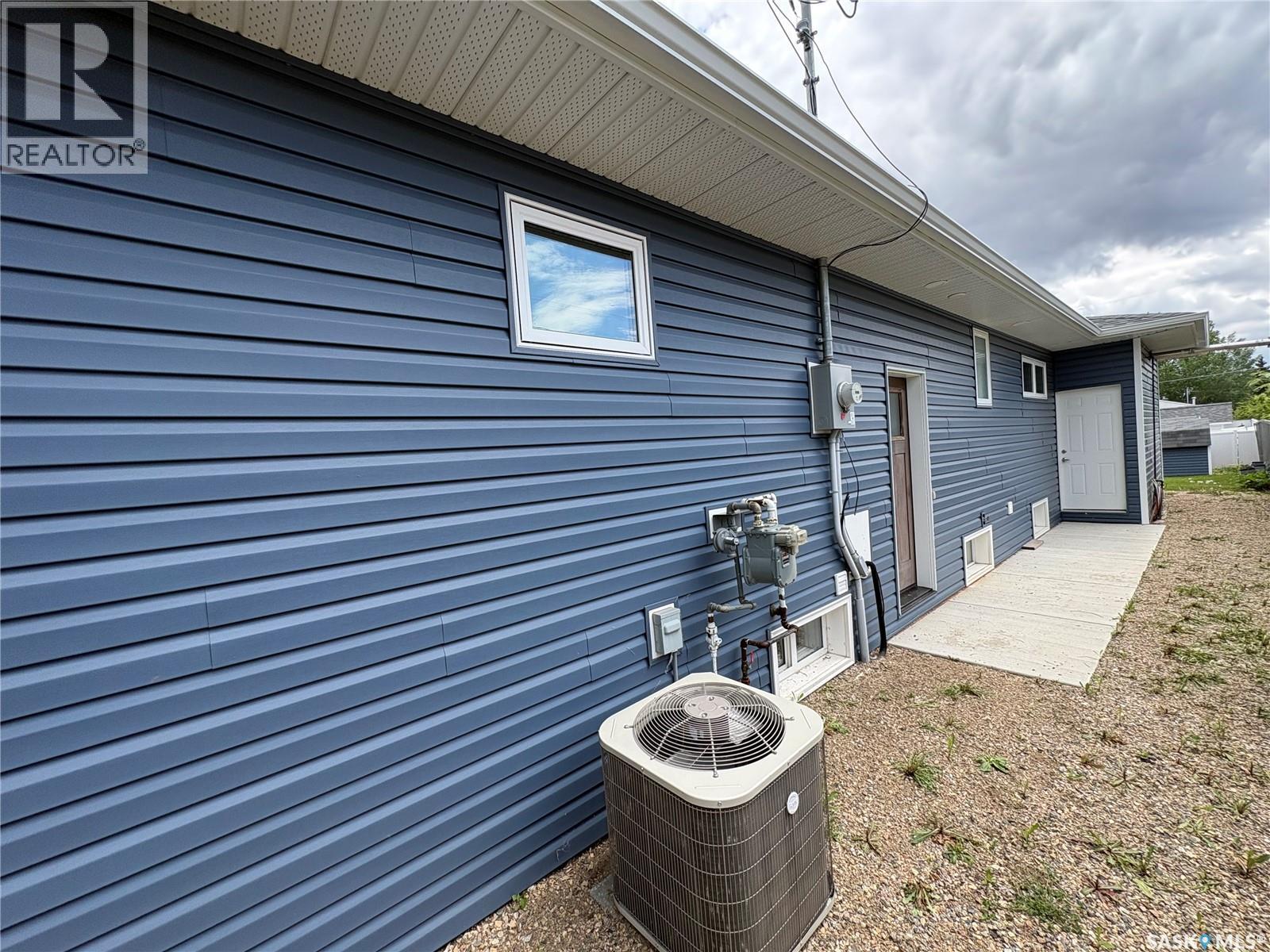 310 McIntosh STREET — photo 31