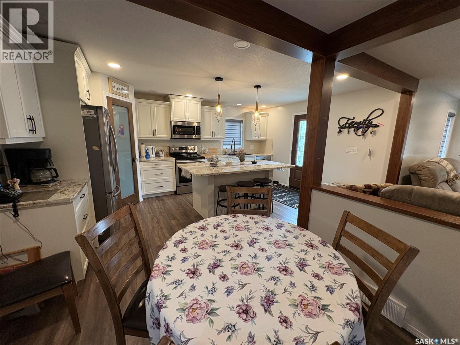 310 McIntosh STREET - photo 4