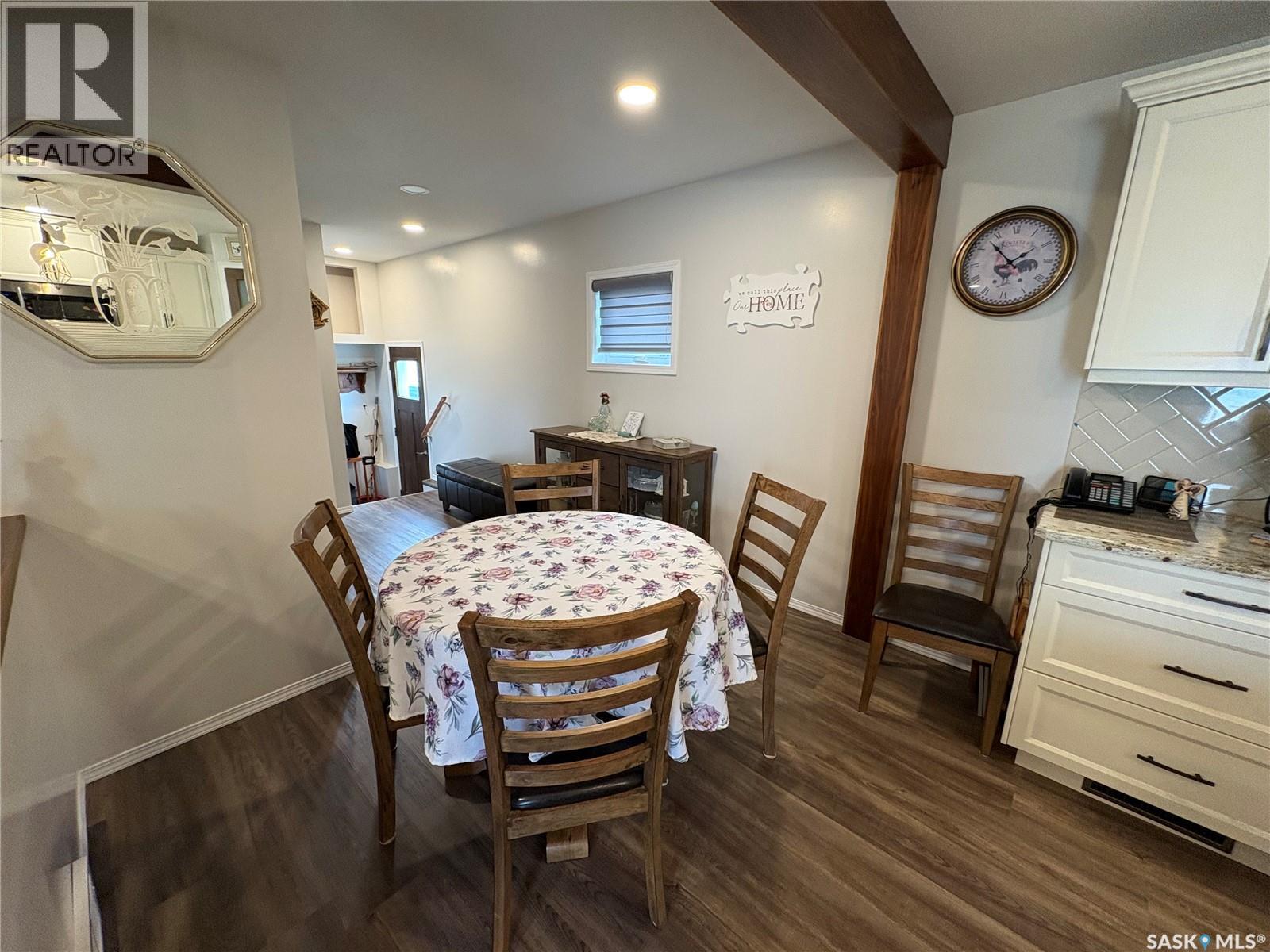 310 McIntosh STREET — photo 6