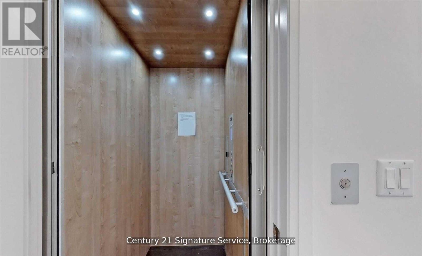 #TH05 101 ERSKINE AVENUE - 12