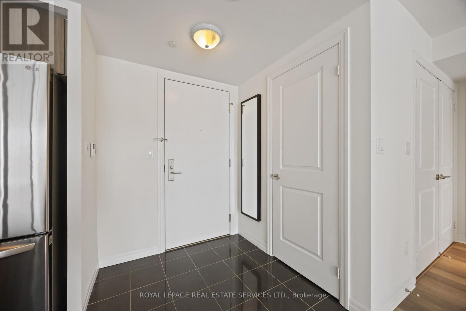 #306 275 YORKLAND ROAD - 7
