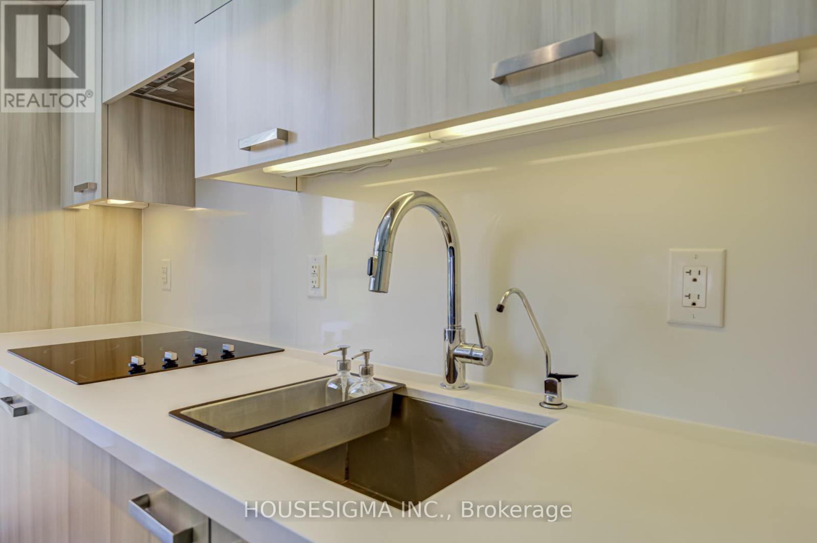 #230 120 HARRISON GARDEN BOULEVARD - 16