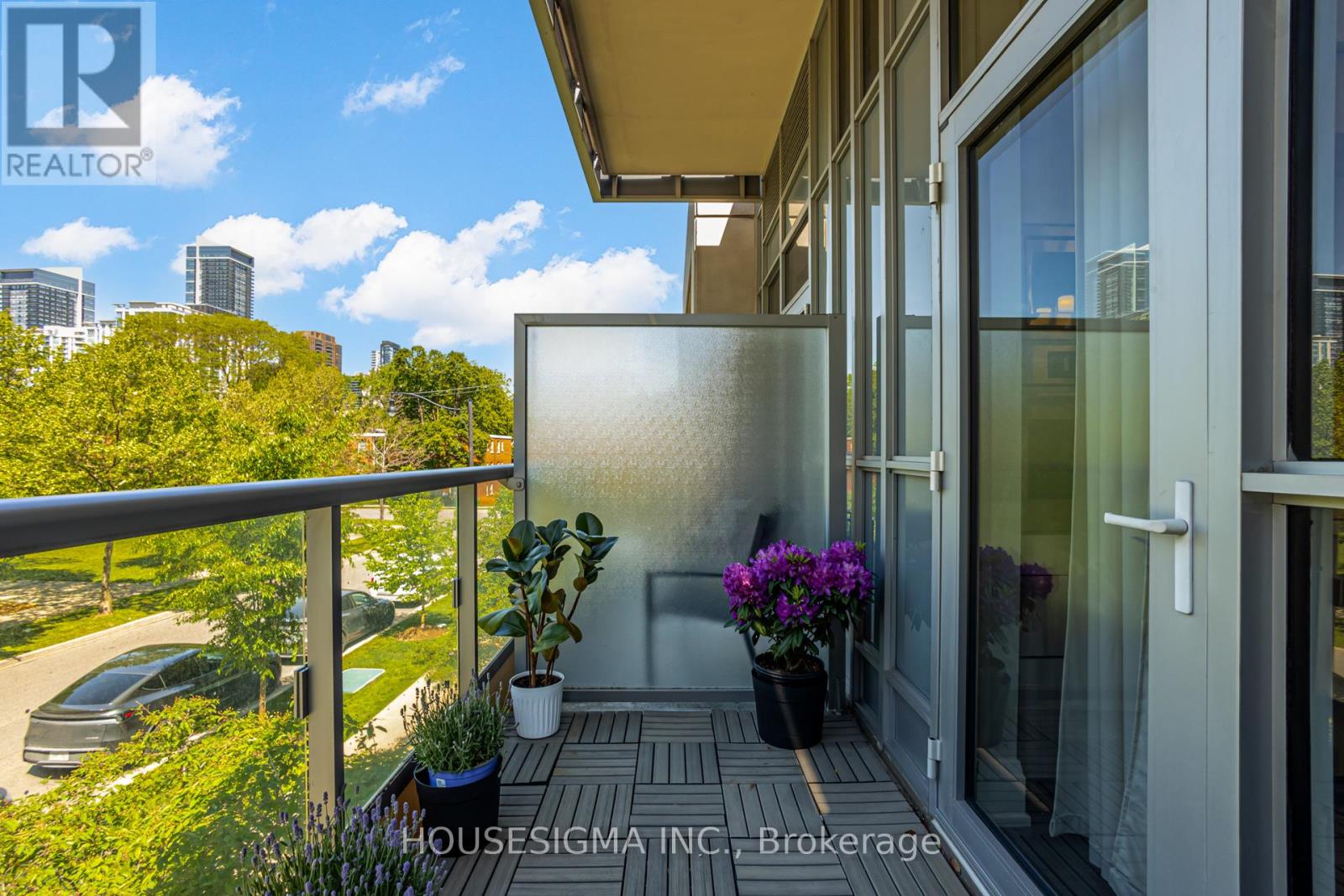 #230 120 HARRISON GARDEN BOULEVARD - 36