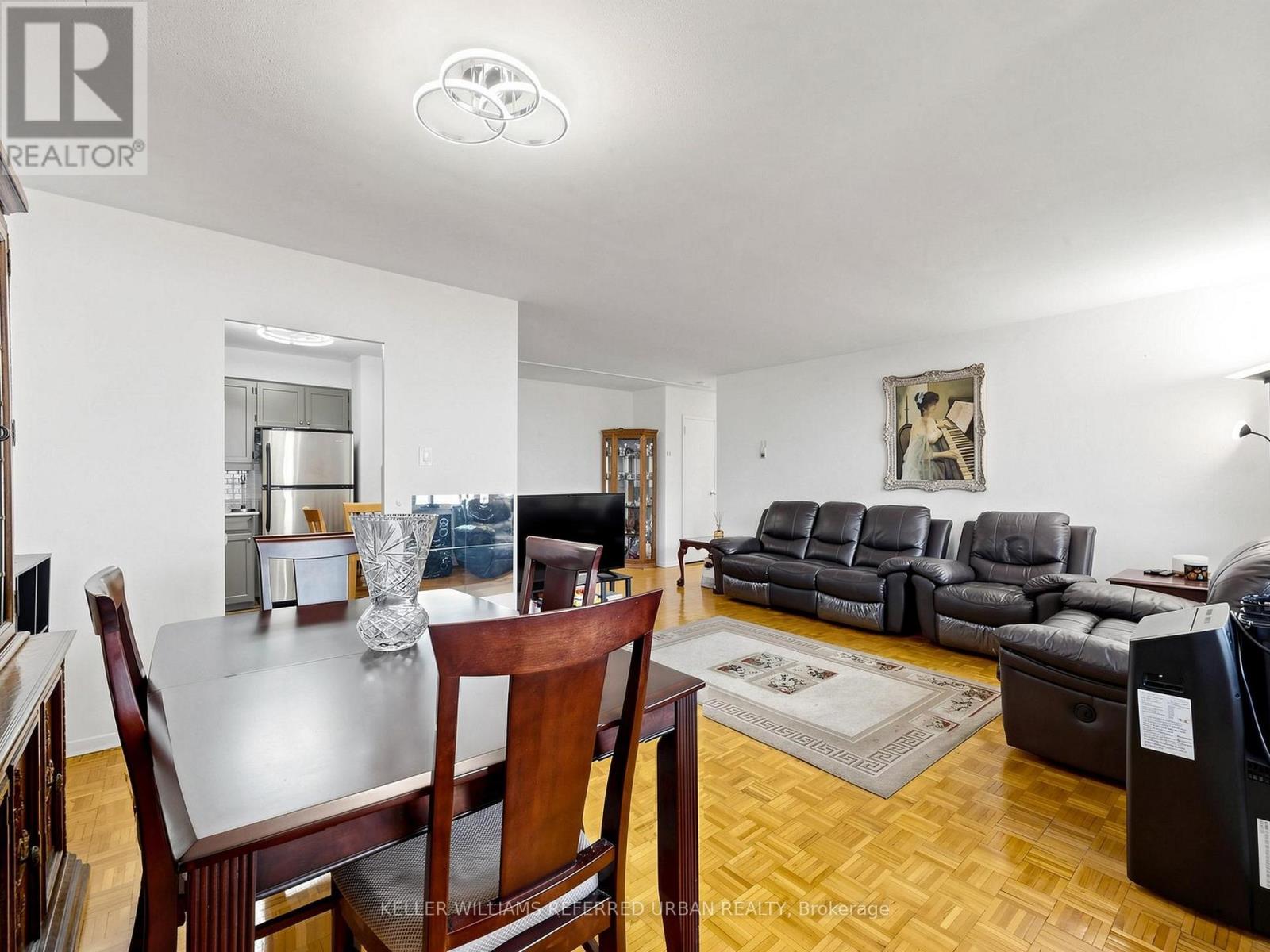 #1111 10 PARKWAY FOREST DRIVE - 11