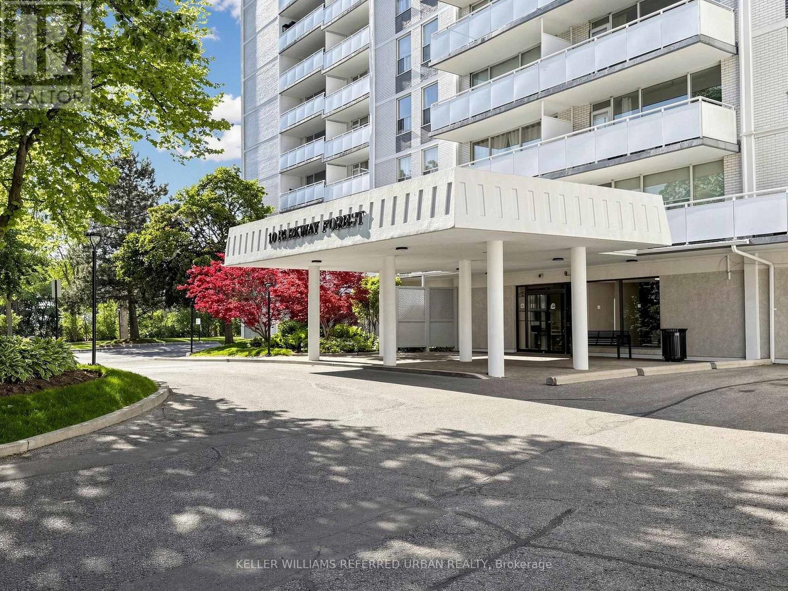#1111 10 PARKWAY FOREST DRIVE - Image 2
