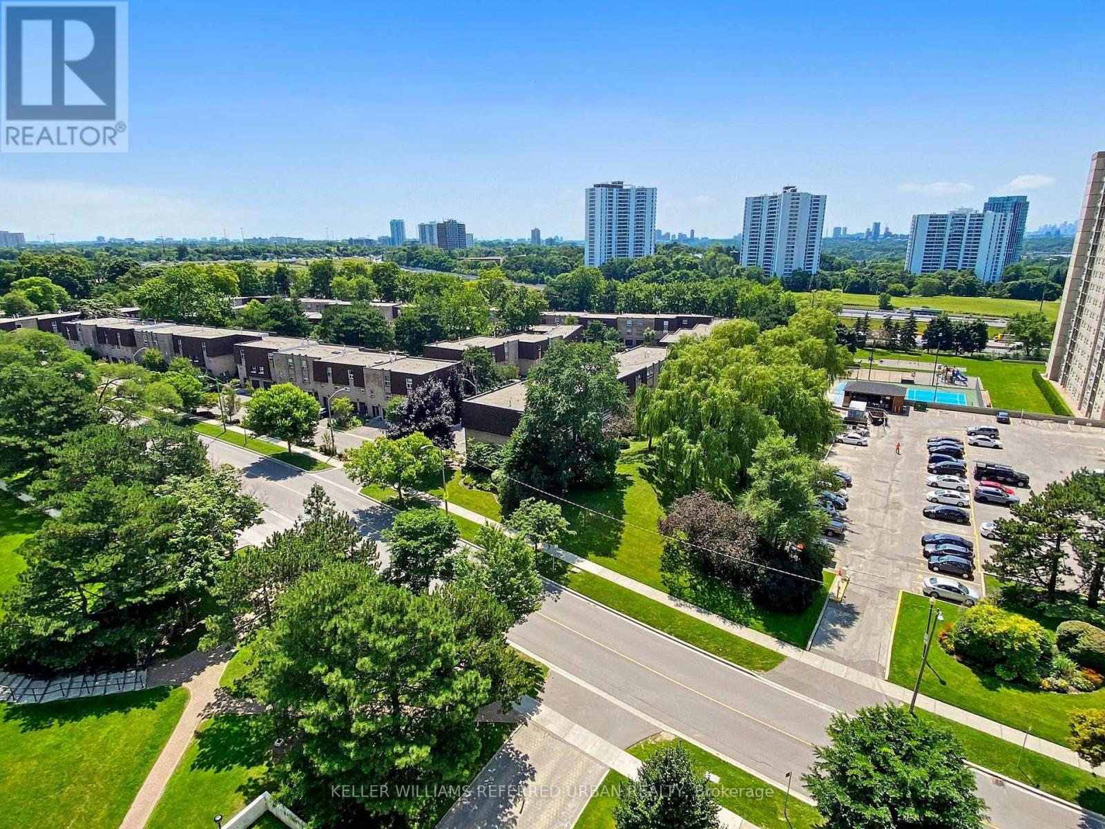 #1111 10 PARKWAY FOREST DRIVE - 26