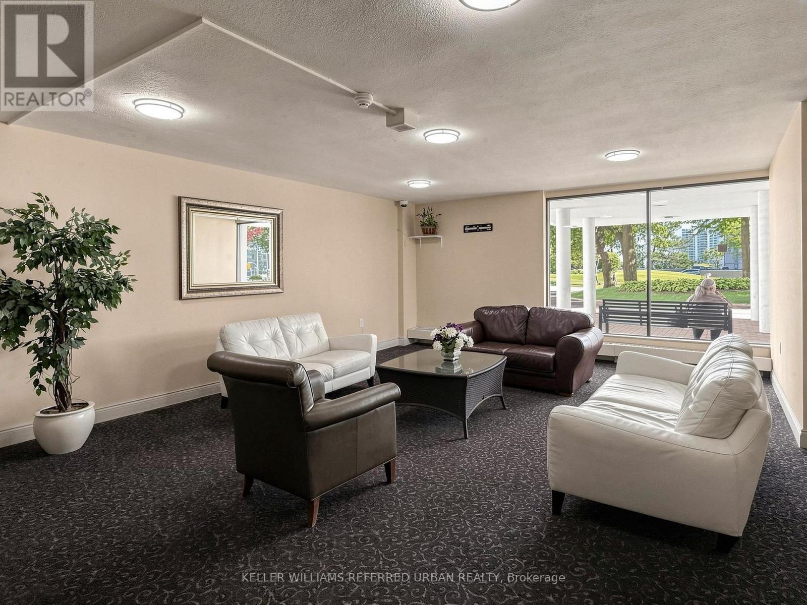 #1111 10 PARKWAY FOREST DRIVE - 3