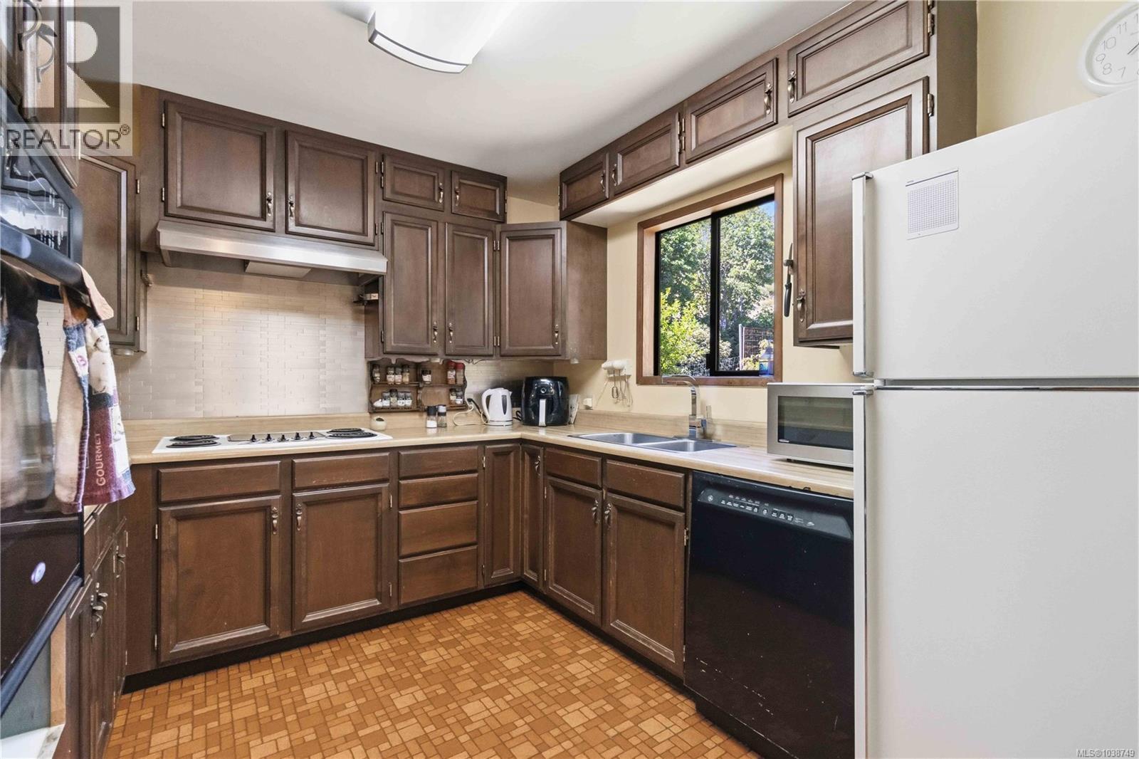  3002 Manzer Road, Sooke