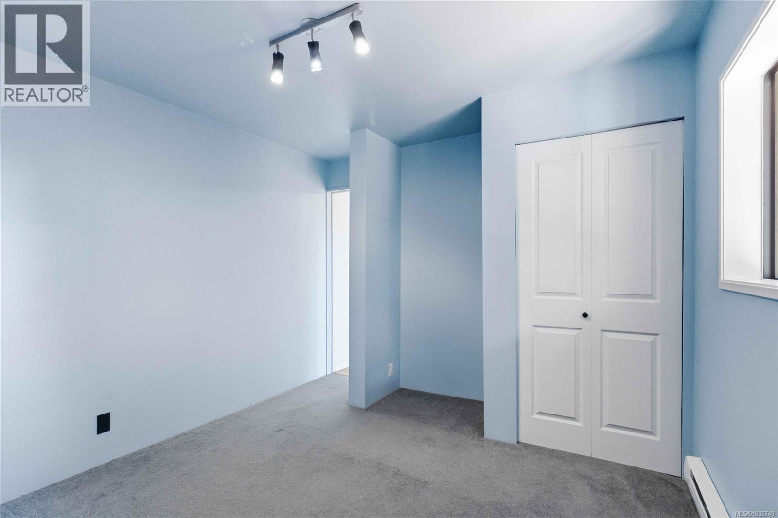 3002 Manzer Rd - 44