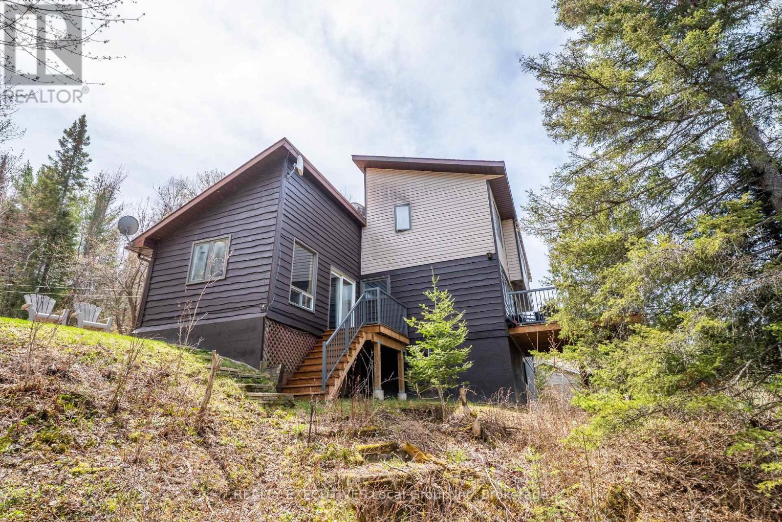 410 PINECREEK CRESCENT - 7