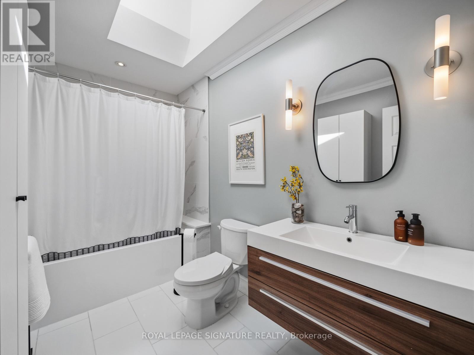 82 GLENMOUNT PARK ROAD - 24