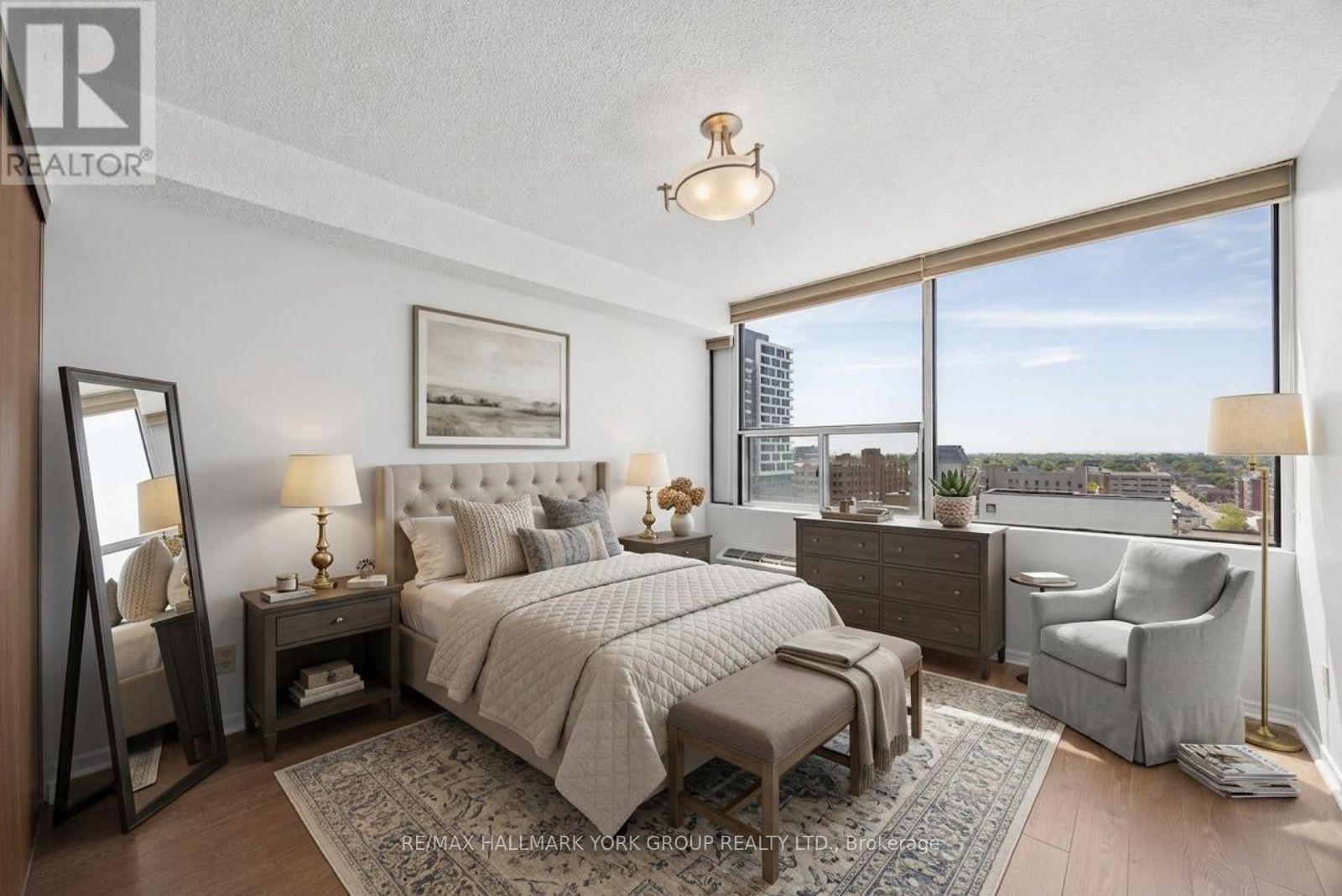 #1016 55 WILLIAM STREET E - 11