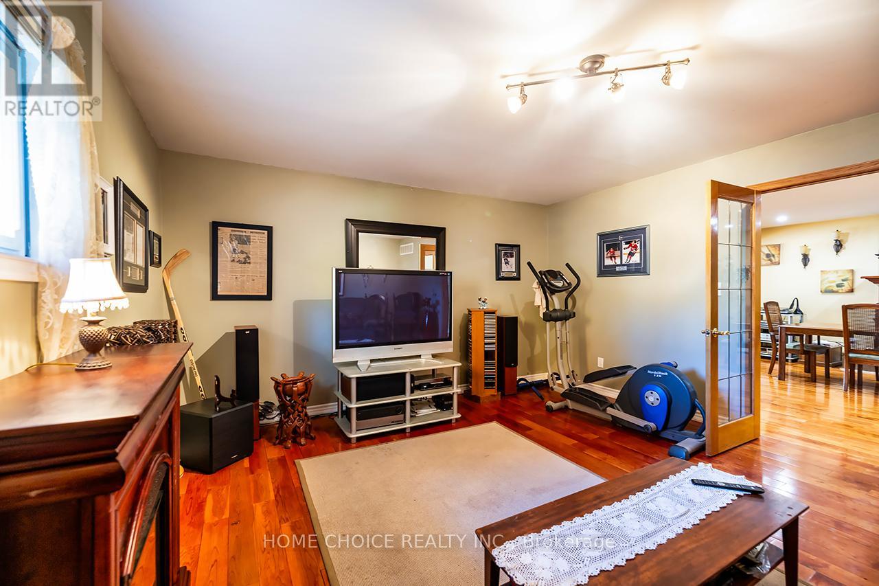 275 ALDRED DRIVE - 12