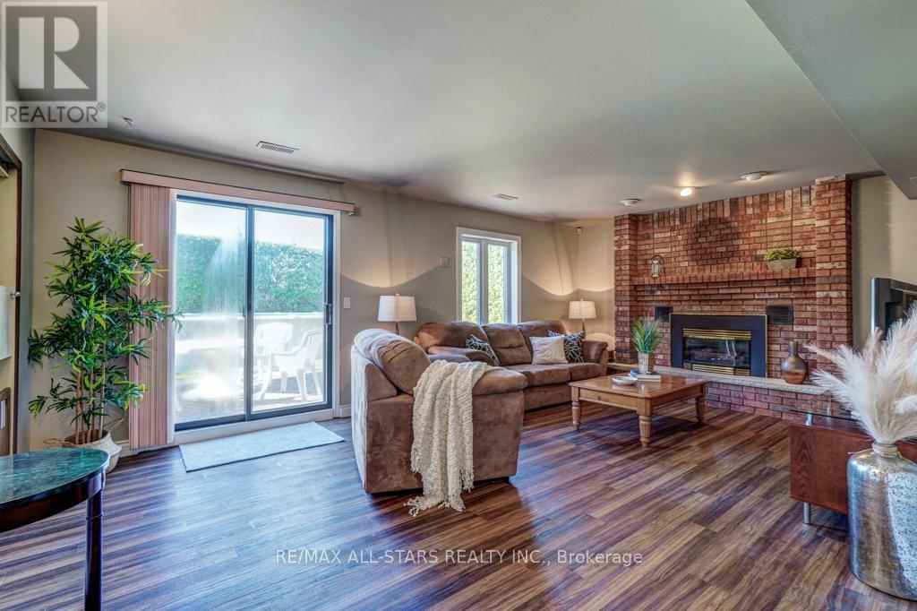 75 HAWLEY CRESCENT - 15