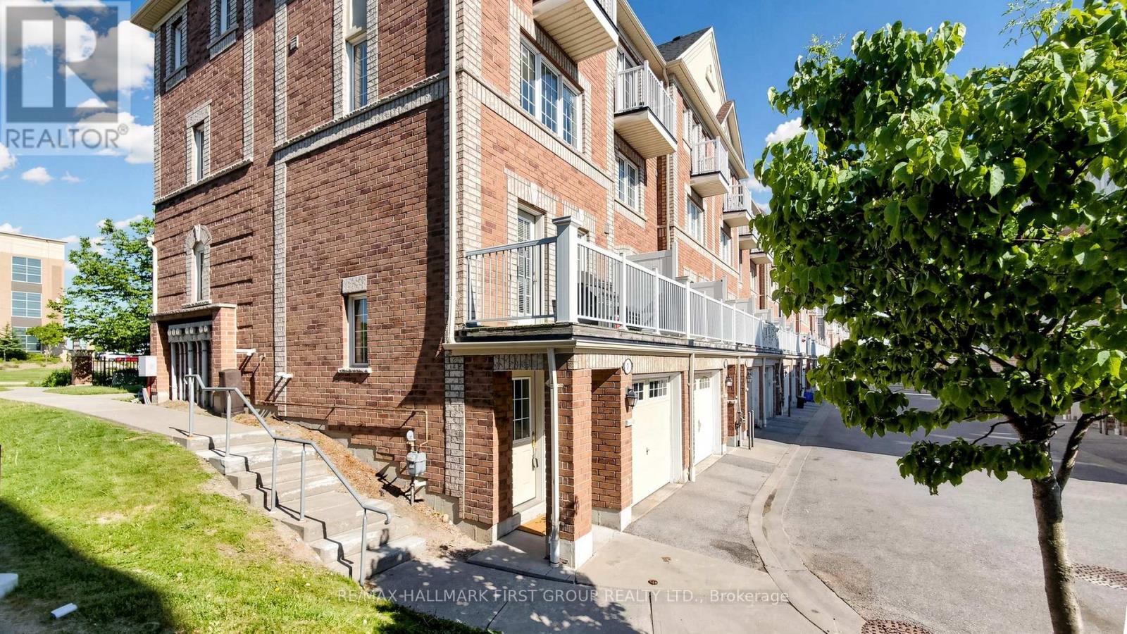 1 COOPERAGE LANE - 42