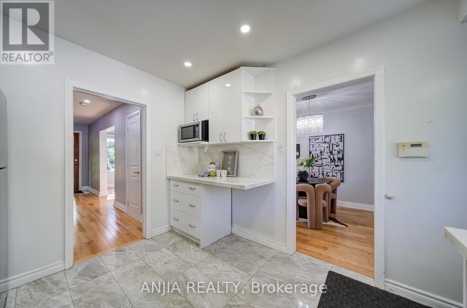 222 ELKA DRIVE - 17