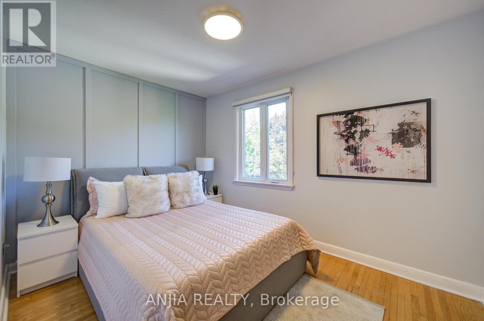 222 ELKA DRIVE - 22