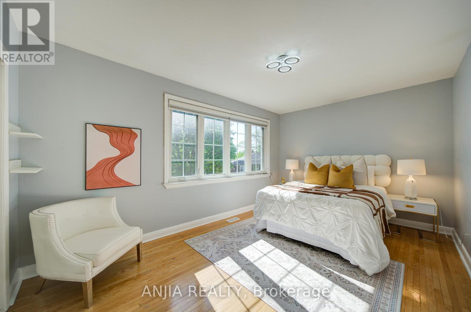 222 ELKA DRIVE - 26