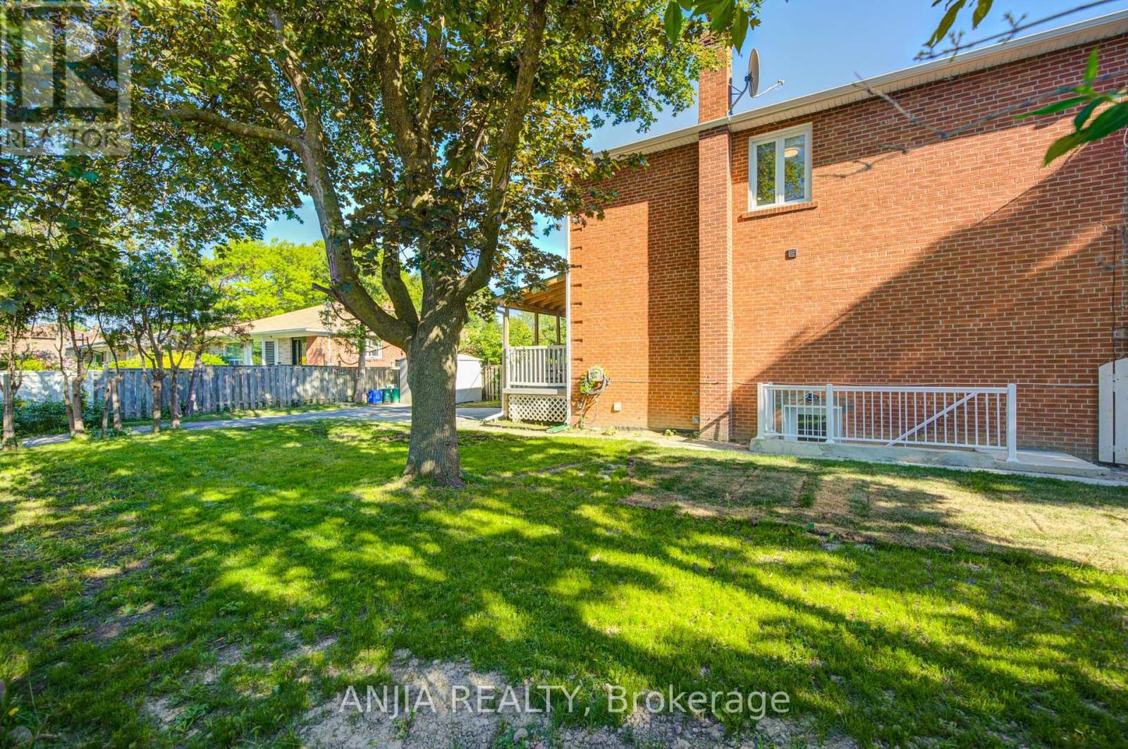222 ELKA DRIVE - 47